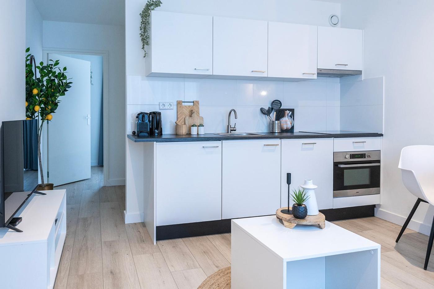 New Kitchen, Vibrant Close To Supermarket Apartment