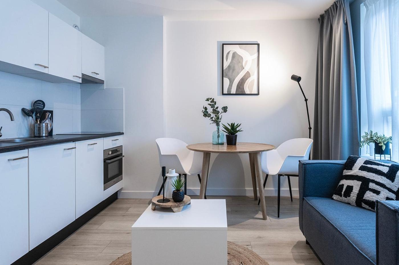 New Kitchen, Vibrant Close To Supermarket Apartment Eindhoven